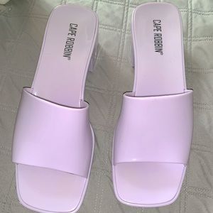 Lilac purple cape robbin block mules.